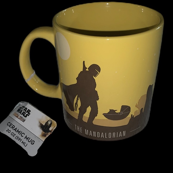 STAR WARS MANDALORIAN 20 OZ MUG NWT Novelty Gifts Collectibles - Picture 1 of 4